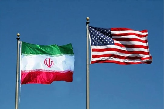 Iran tuyên bố không đàm phán hạt nhân nếu Mỹ yêu cầu ngừng làm giàu uranium