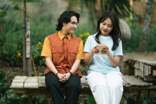 Phim ‘Nhà gia tiên’ của Huỳnh Lập rời rạp