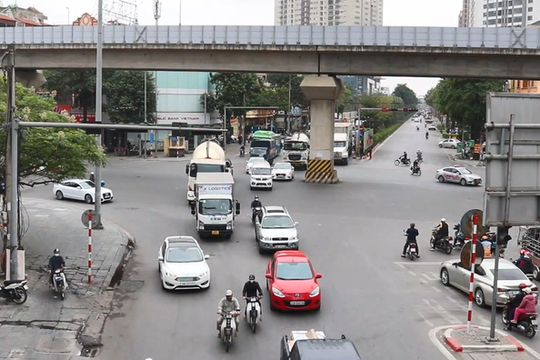 Hà Nội: Làm cầu vượt nút giao đường Lê Trọng Tấn - Quốc lộ 6