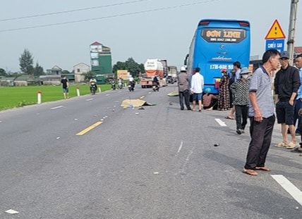 2 người tử vong trong vụ tai nạn giữa xe khách và xe máy ở Hà Tĩnh