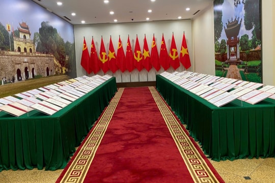 Học viện Báo chí & Tuyên truyền và Đài Phát thanh Truyền hình Trung ương Trung Quốc ký Biên bản ghi nhớ hợp tác