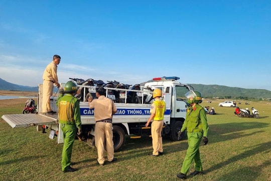 Gia Lai: Nhóm thanh thiếu niên tụ tập đua xe chạy tán loạn khi bị Công an phát hiện