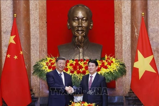 Chủ tịch nước Lương Cường hội đàm với Tổng Bí thư, Chủ tịch nước Trung Quốc Tập Cận Bình