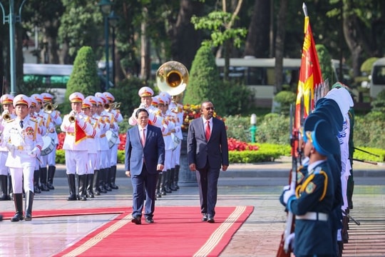 Thủ tướng Phạm Minh Chính chủ trì lễ đón Thủ tướng Ethiopia