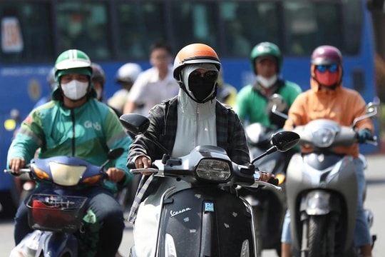 Miền Bắc và miền Trung nắng nóng kéo dài, có nơi trên 38 độ C