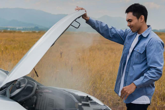 Xe của bạn có bị nhiễm xăng kém chất lượng không?