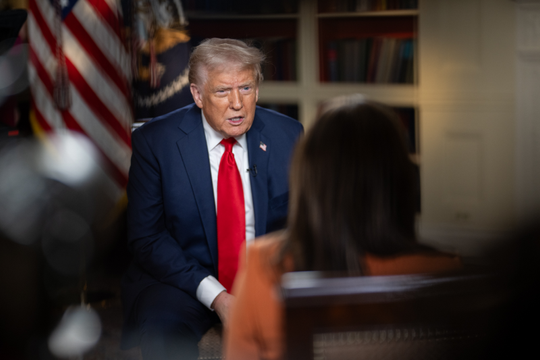 Mỹ sẽ tăng thuế 245% đối với hàng hóa Trung Quốc, Bắc Kinh phản hồi cứng rắn