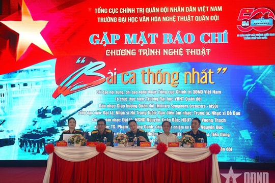 Chương trình nghệ thuật 'Bài ca Thống nhất' tái hiện ký ức hào hùng ngày non sông liền một dải