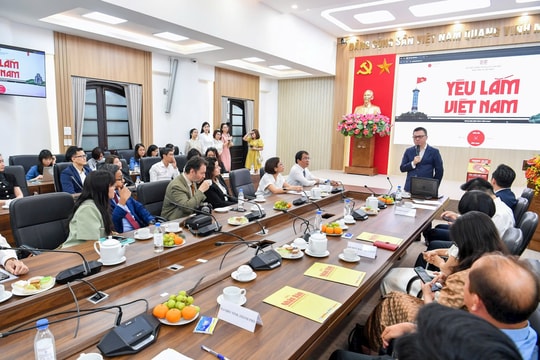 Báo Nhân dân với Dự án "Yêu lắm Việt Nam": Quảng bá du lịch độc đáo nhân 50 năm thống nhất đất nước