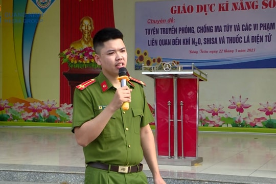 Thăng cấp bậc hàm vượt bậc đối với đồng chí Nguyễn Đăng Khải