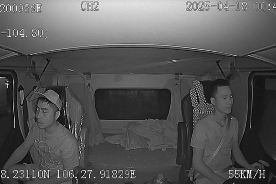 Camera hành trình ghi lại cảnh Bùi Đình Khánh tẩu thoát khi đi nhờ xe Container