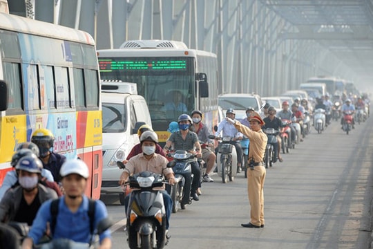 Công bố đường dây nóng về bảo đảm TTATGT để kịp thời xử lý phản ánh của người dân dịp nghỉ Lễ 30/4-1/5