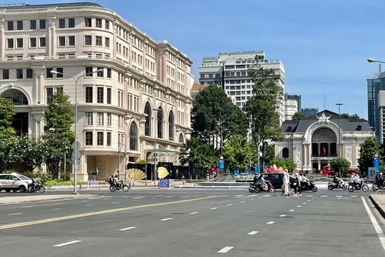 TP HCM cấm nhiều tuyến đường trung tâm phục vụ tổng hợp luyện diễu binh, diễu hành