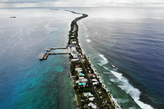 Quốc đảo xa xôi ở Thái Bình Dương vừa có máy ATM đầu tiên