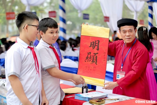 Thanh Hoá: Phát động Ngày Sách và Văn hóa đọc Việt Nam