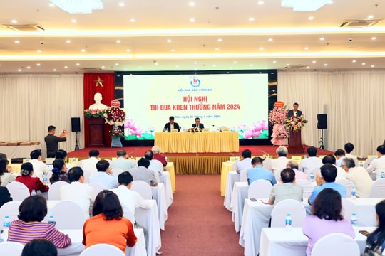 Tiếp tục nỗ lực, phấn đấu để báo chí có thêm nhiều tác phẩm chất lượng cao