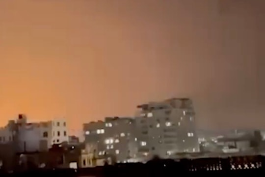 Houthi nói Mỹ tiếp tục không kích Yemen, nhắm vào thủ đô Sanaa