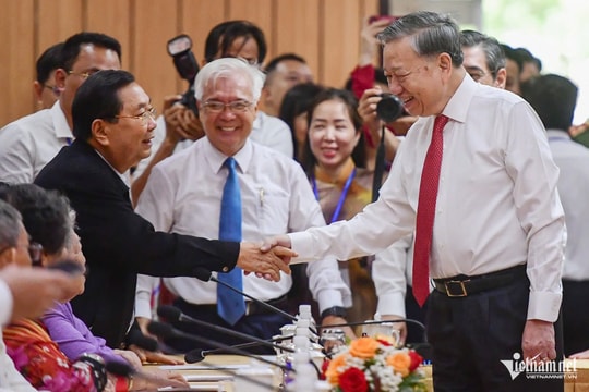 Phát biểu của Tổng Bí thư Tô Lâm tại buổi gặp mặt lão thành Cách mạng, người có công nhân kỷ niệm 50 năm Ngày giải phóng miền Nam, thống nhất đất nước