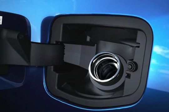 Vì sao một số xe mới không có nắp bình xăng?