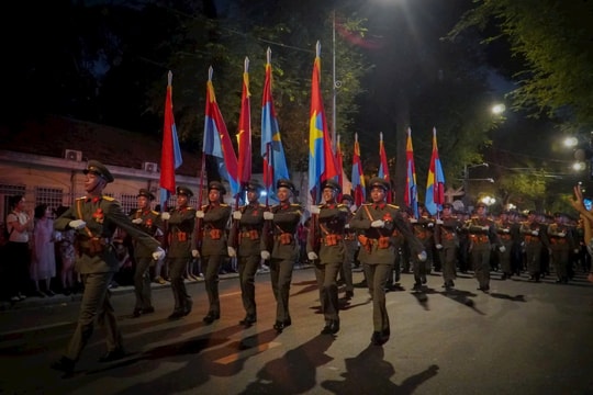 TP HCM thông tin vị trí 21 màn hình LED để nhân dân xem diễu binh, diễu hành tại khu vực trung tâm