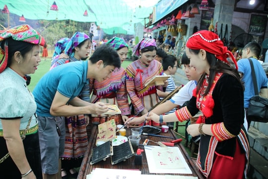 Trải nghiệm ‘Điểm hẹn vùng cao’ tại Làng Văn hoá dịp nghỉ lễ 30/4