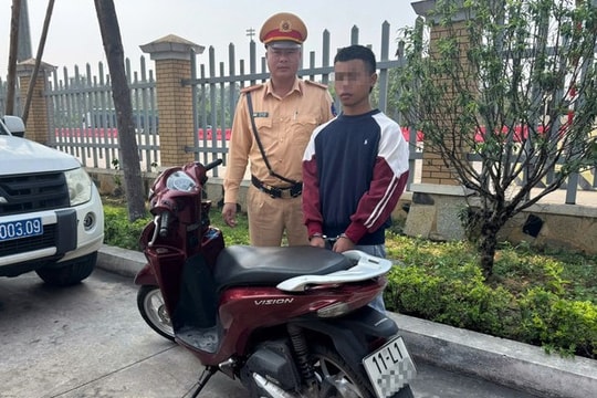 Cảnh sát giao thông bắt giữ nam thanh niên trộm xe máy, đi lên cao tốc