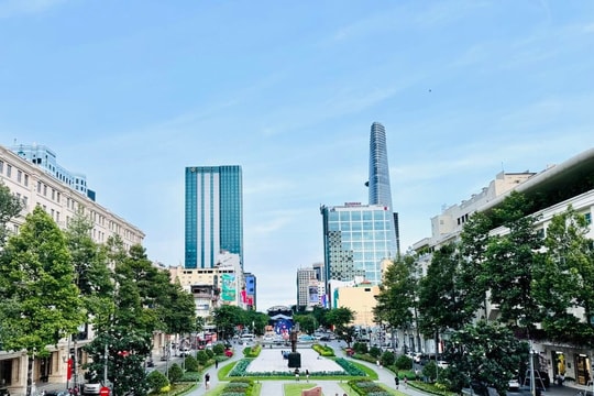 TP HCM: Đảm bảo an toàn giao thông phục vụ Lễ kỷ niệm 50 năm Ngày giải phóng miền Nam, thống nhất đất nước và Đại lễ Vesak Liên hợp quốc năm 2025