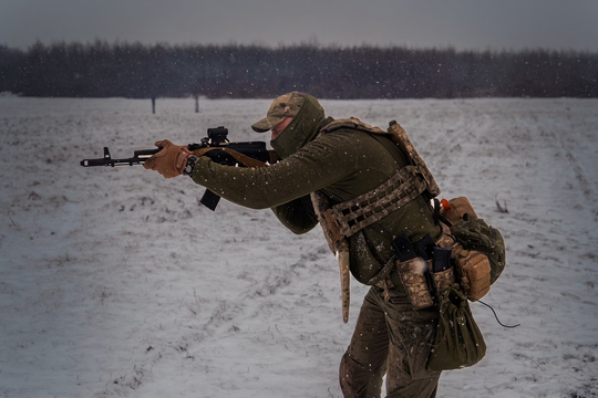 Vì sao giới trẻ Ukraine nói không với nhập ngũ?