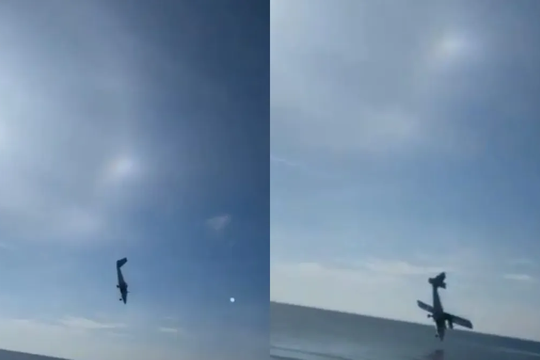 Khoảnh khắc máy bay rơi xuống biển ở Thái Lan