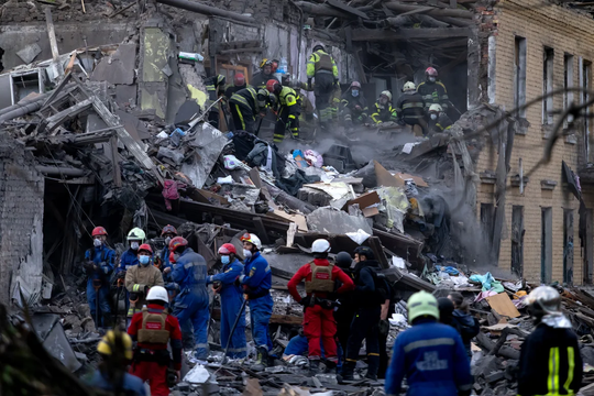 Ông Trump kêu gọi 'dừng lại' sau cuộc tấn công lớn của Nga vào Kiev