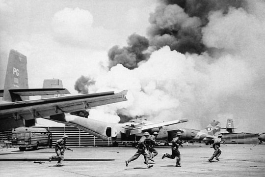 Nhà báo Đinh Quang Thành và câu chuyện về những bức ảnh đoàn quân 'thần tốc' tiến vào Sài Gòn