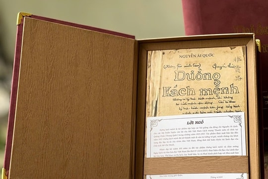 Xuất bản sách ‘Đường Kách mệnh’ theo bản gốc năm 1927