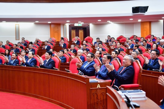 Bộ Chính trị sẽ chỉ định bí thư tỉnh ủy, thành ủy khi hợp nhất cấp tỉnh