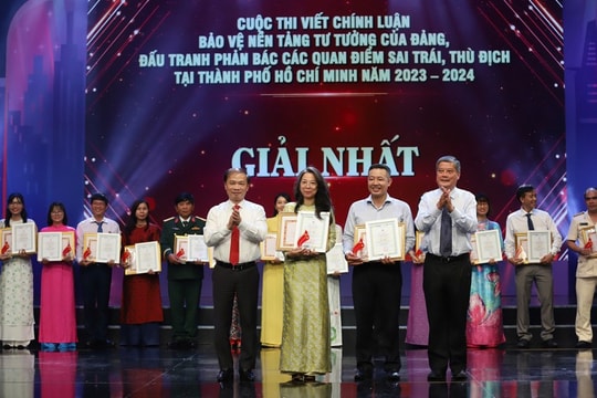 TP. Hồ Chí Minh: Vinh danh các tác phẩm chính luận sắc bén bảo vệ nền tảng tư tưởng của Đảng