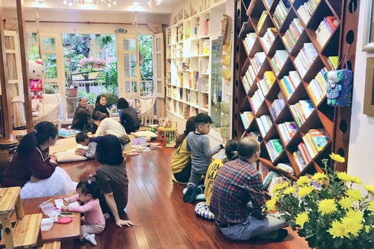 'Ban công của mẹ' – Lan toả niềm ham thích đọc sách cho thiếu nhi Thủ đô