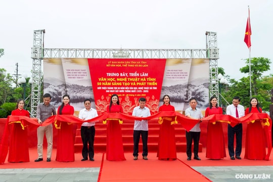 Hà Tĩnh: Triển lãm ‘50 năm Văn học, Nghệ thuật’ – Dấu ấn nửa thế kỷ sáng tạo và cống hiến