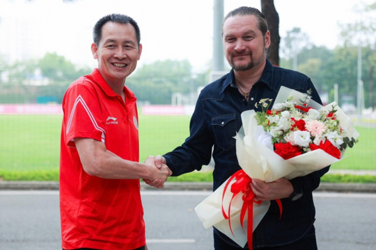 Huấn luyện viên Popov nói gì trong ngày gia nhập CLB mới?