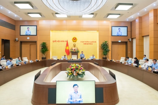 Đảm bảo xây dựng chính quyền cấp xã gần dân, sát dân