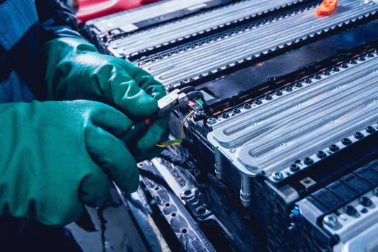 Đột phá pin mới có thể thúc đẩy triển khai xe điện hàng loạt