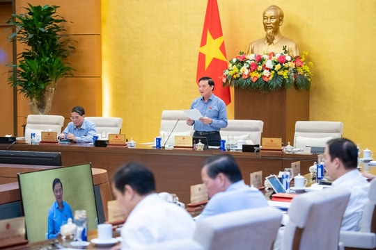 Sửa luật để đưa 5 tổ chức chính trị-xã hội và 20 hội về trực thuộc Mặt trận Tổ quốc