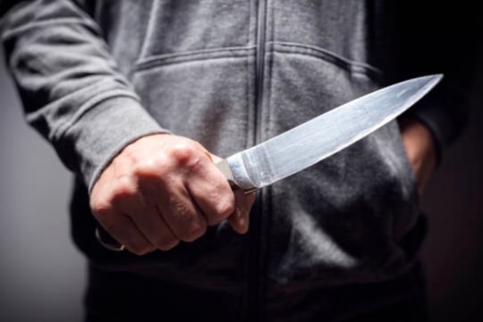 Đâm dao tại trường học ở Hàn Quốc, hiệu trưởng bị thương nặng