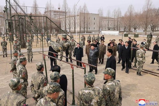 Triều Tiên lần đầu đề cập đến việc triển khai quân tới Nga