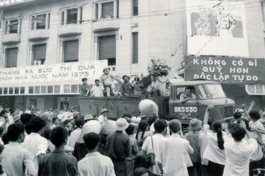 NSƯT Hà Phương và câu chuyện về bản tin chiến thắng lịch sử từ Đài Tiếng nói Việt Nam ngày 30/4/1975