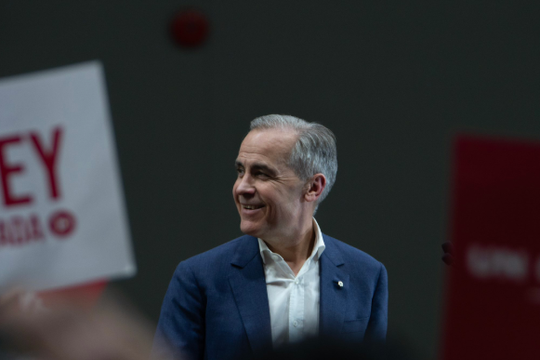 Canada cam kết đạt mục tiêu chi tiêu quốc phòng của NATO trước kế hoạch