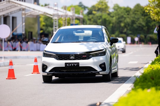 Tăng cường giảm giá, khuyến mại cho nhiều mẫu xe ô tô Honda