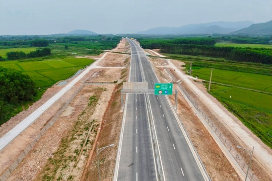 Rà soát, bảo đảm an toàn giao thông trên các tuyến cao tốc mới khai thác