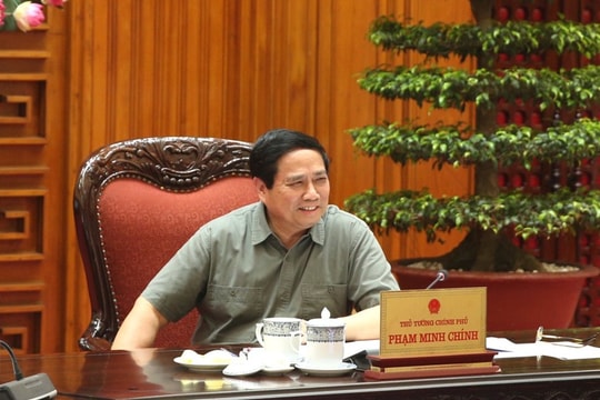 Thủ tướng chỉ đạo tháo gỡ điểm nghẽn, thúc đẩy tăng trưởng trong bối cảnh nhiều thách thức