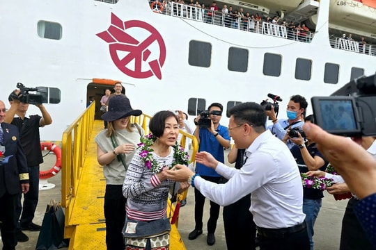 Quảng Ninh thu hút trên 1 triệu lượt khách du lịch