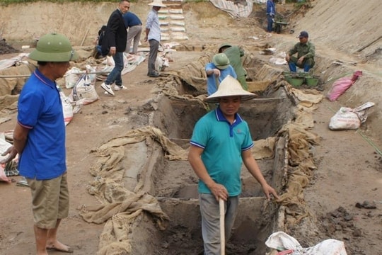 Phát hiện kỹ thuật đóng tàu độc đáo tại thuyền cổ ở Bắc Ninh