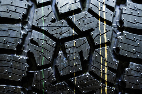 Ý nghĩa của các vạch màu trên lốp xe mới